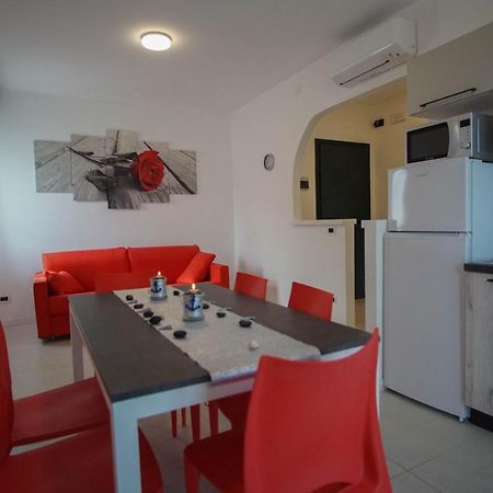 Quito Residence Movida E Spiaggia リド・ディ・イエゾロ エクステリア 写真
